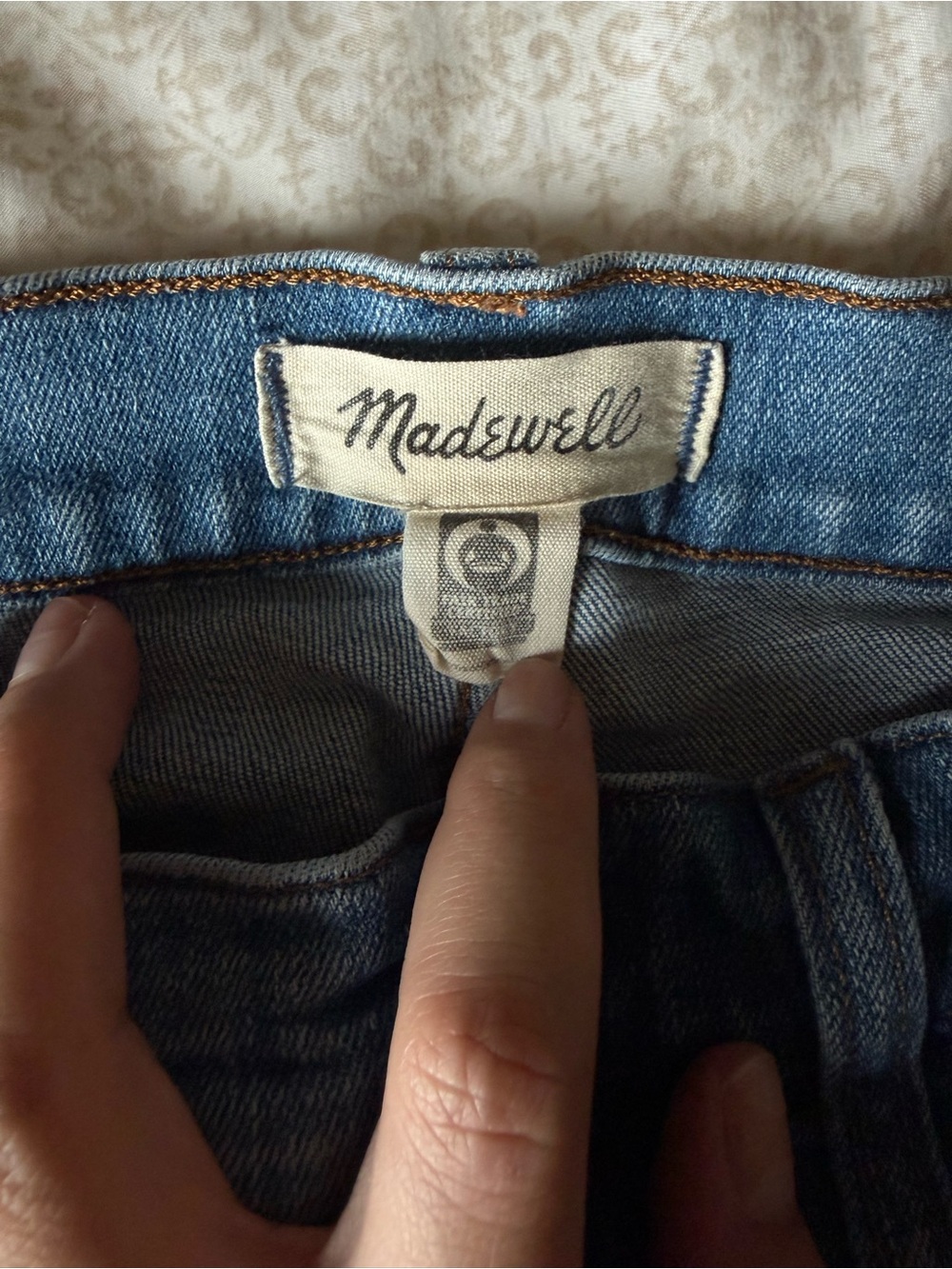 Women's Jeans - Subcategory Classification